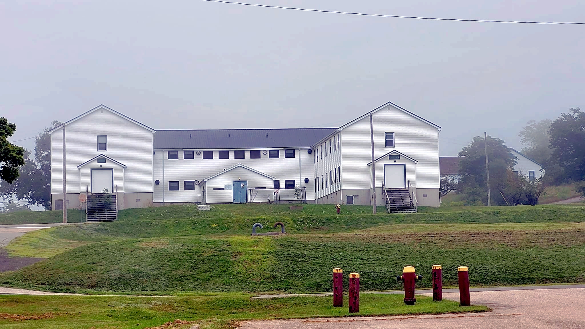 Iroquois (L) + Wallaceburg (R)34-3N (L) + 34-3S (R)(rear)Spitfire Street 